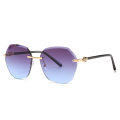 2020 Frameless No MOQ Metal Fashion Sunglasses with Diamonds